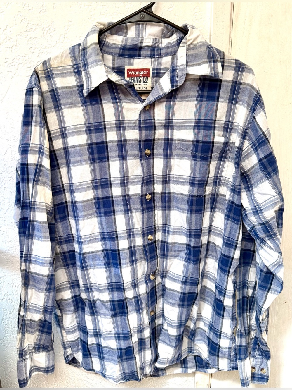 Wrangler Women’s Blue Plaid Button-Up Shirt Size Medium